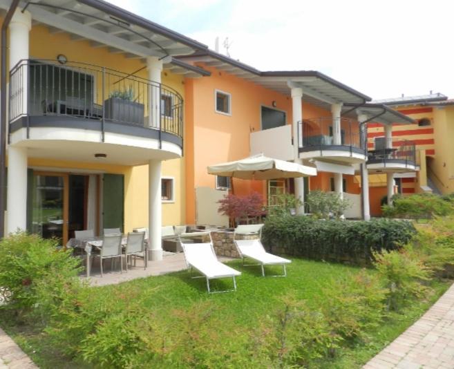 Paradiso Lux Lazise Bagian luar foto